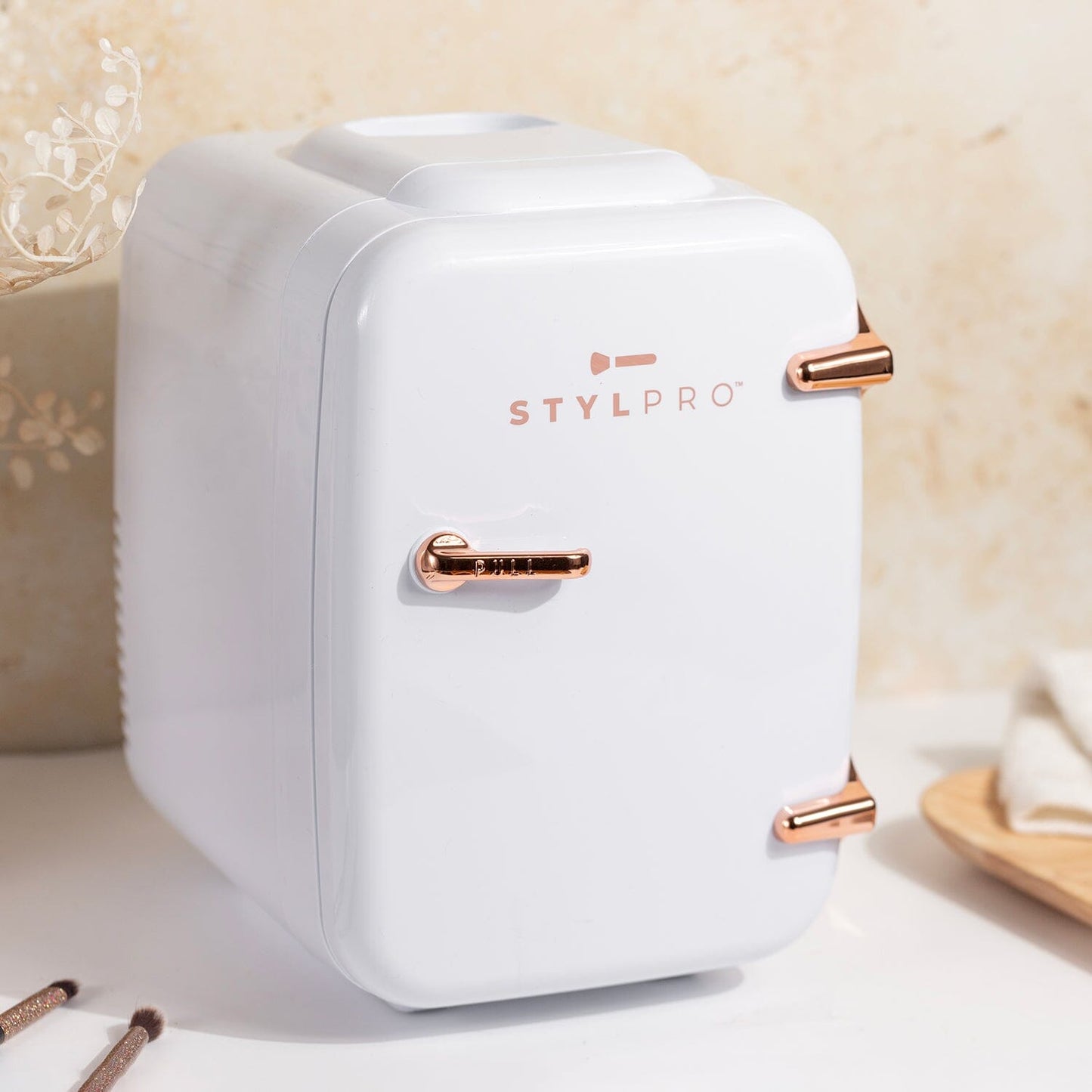 STYLPRO Four Litre Beauty Fridge